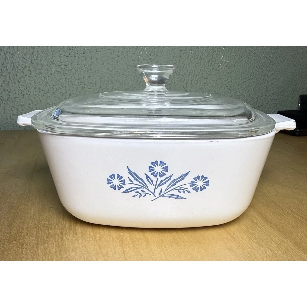 Corning Ware Blue Cornflower Casserole Dish Glass Lid 1 1/2 Qt P-1 1/2-B 1960s